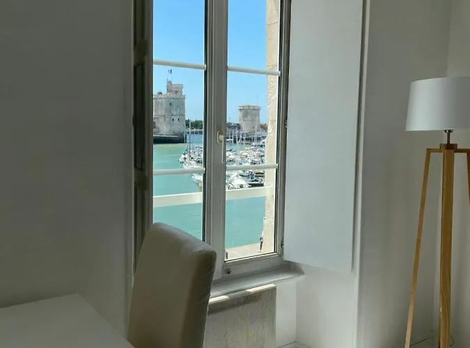 La Blanche Vue Sur Les Tours